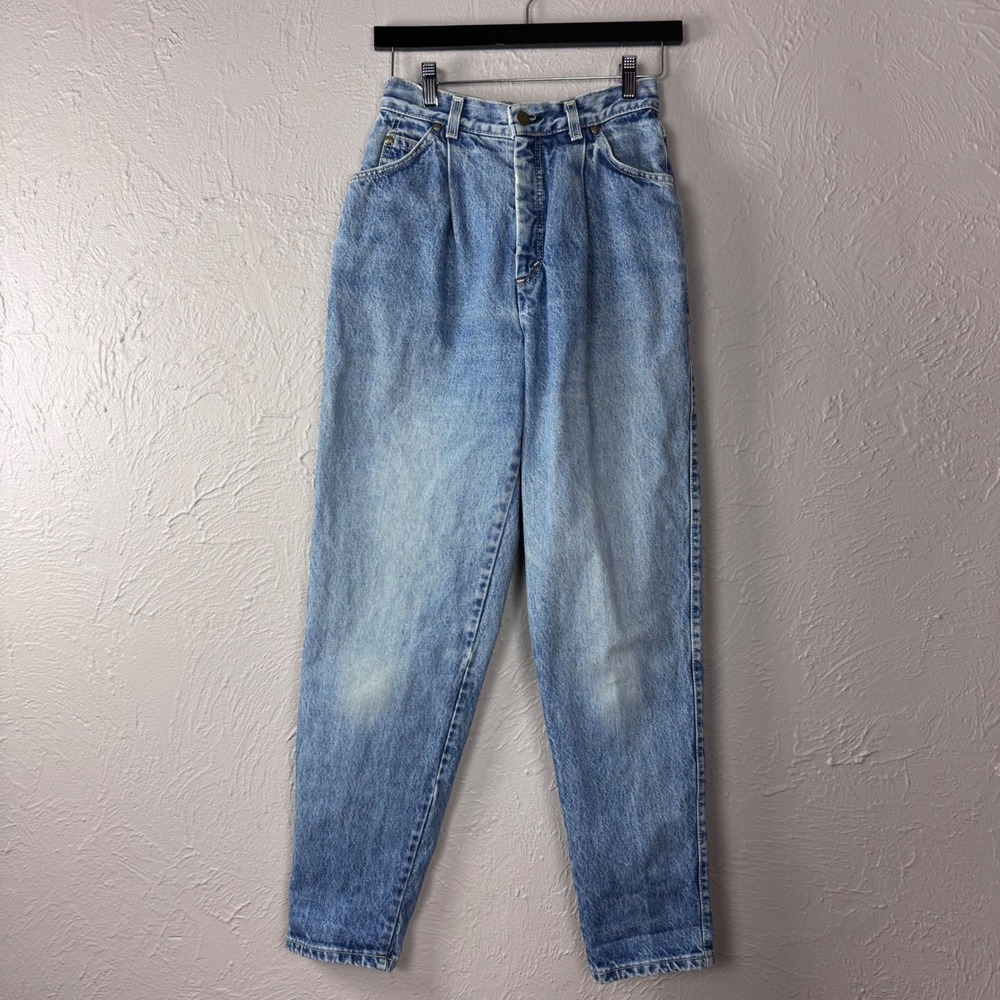 Vintage 80s/90s Levi's medium-wash SIZE SMALL 24" waist inseam 29" retro